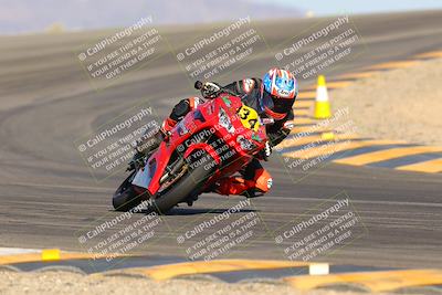 media/Oct-07-2023-CVMA (Sat) [[f84d08e330]]/Race 13 500 Supersport-350 Supersport/